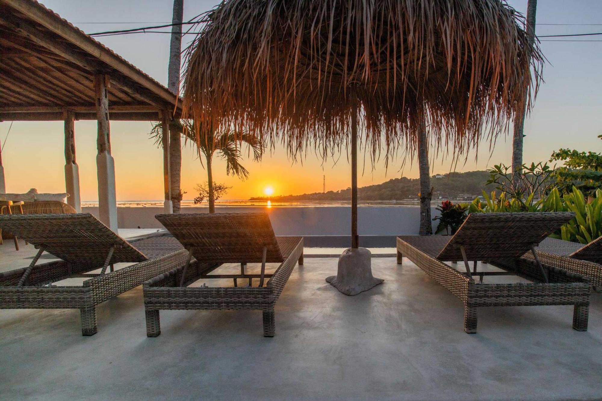 Sunset House Ceningan, 10 Person Beachview Private Villa Lembongan Exterior foto