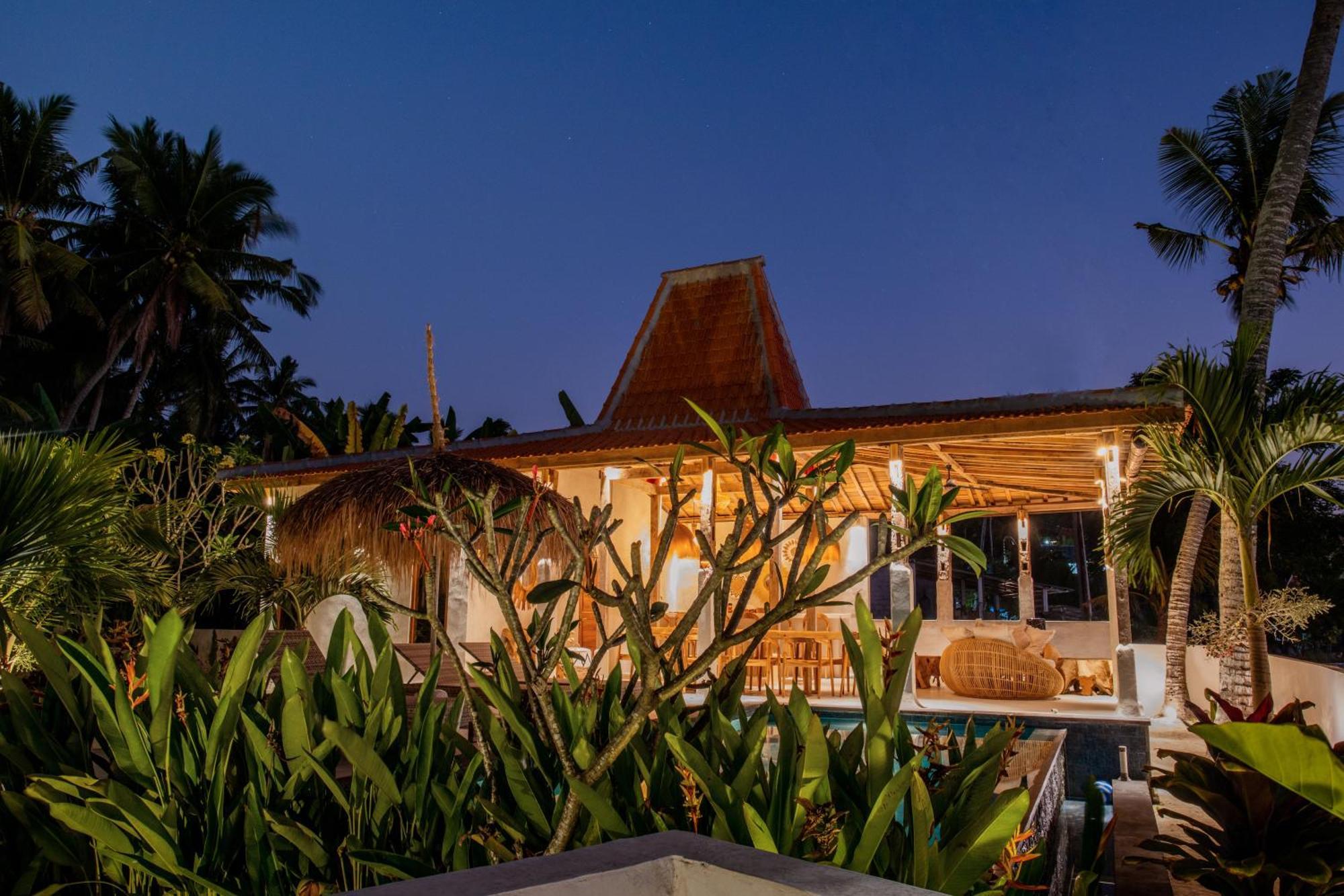 Sunset House Ceningan, 10 Person Beachview Private Villa Lembongan Exterior foto