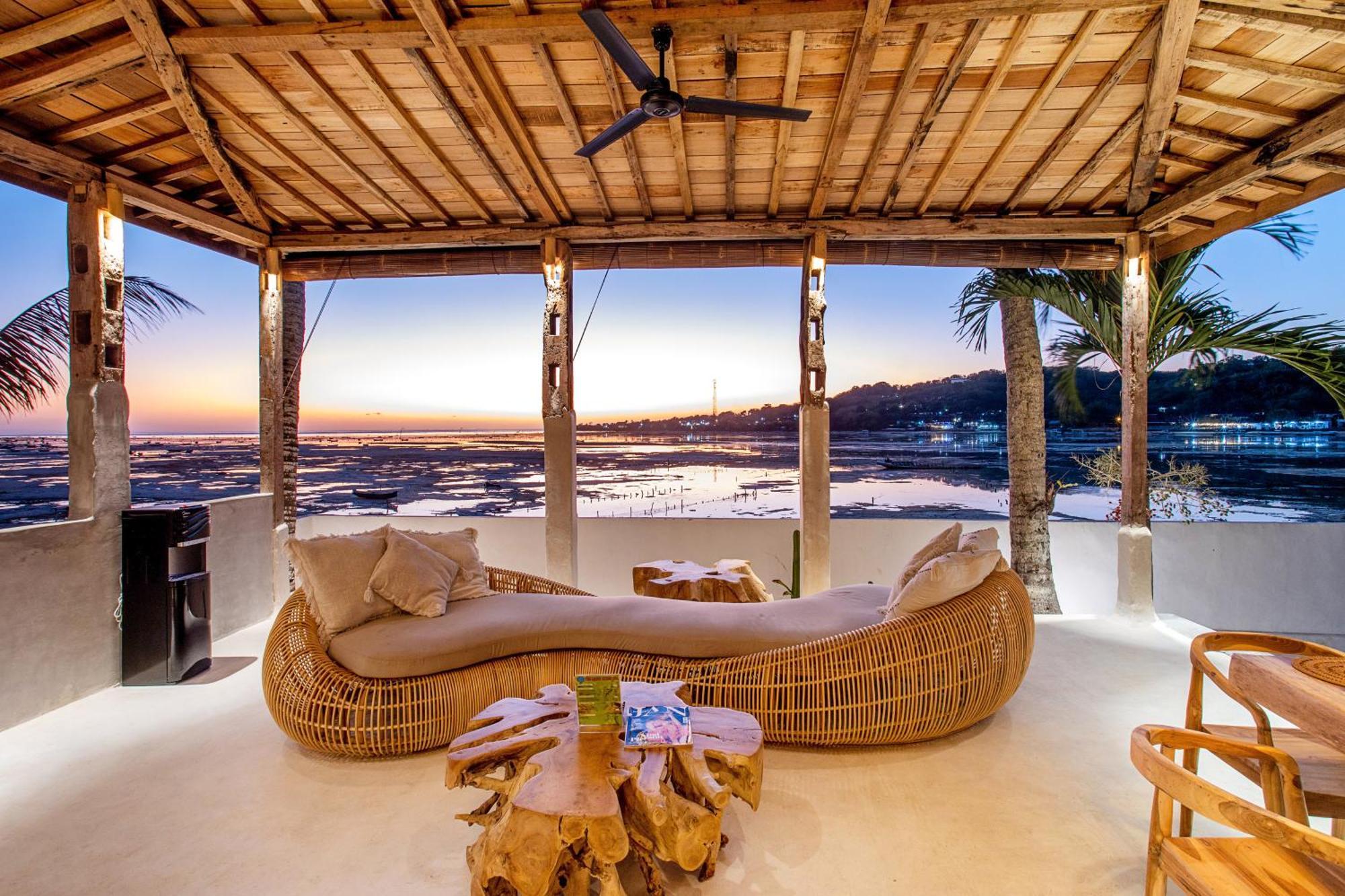 Sunset House Ceningan, 10 Person Beachview Private Villa Lembongan Exterior foto